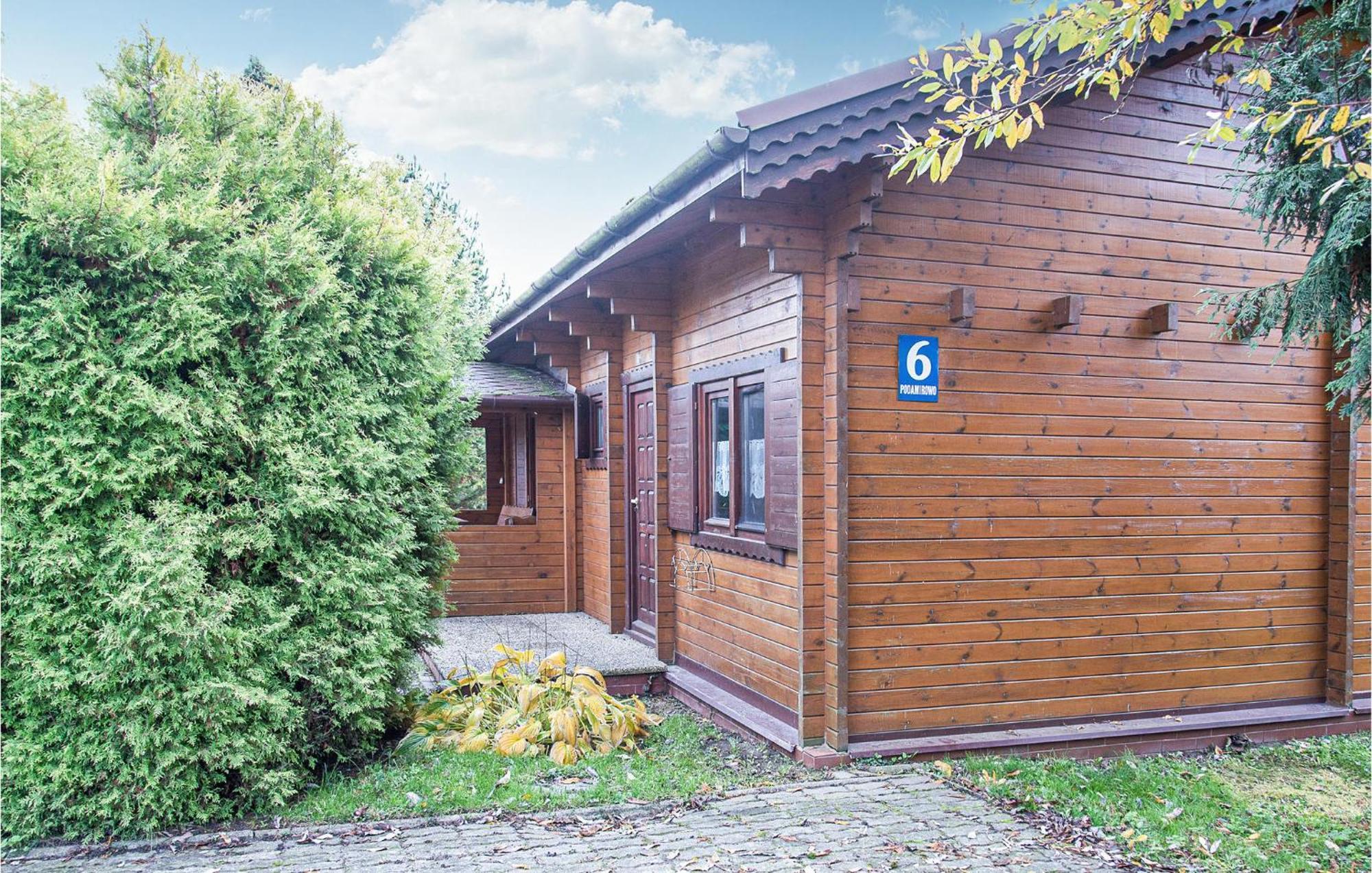 Nice Home In Mscice With Kitchen Kültér fotó